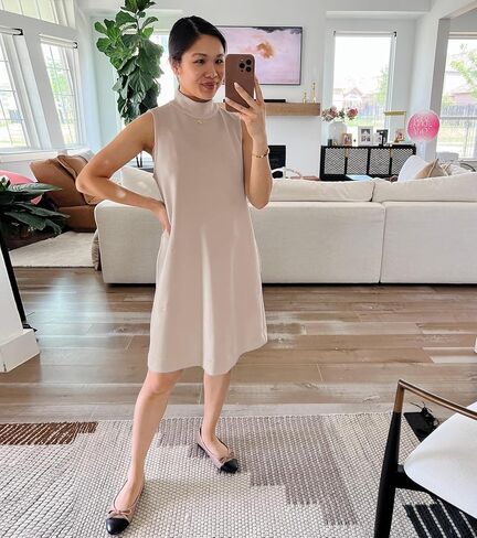 فستان Airy Essential برقبة وهمية للنساء بدون أكمام وجيوب للصيف in Kuwait