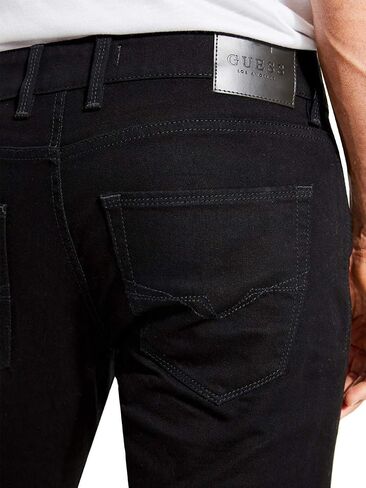 GUESS Men's Slim Straight in Saudi Arabia
