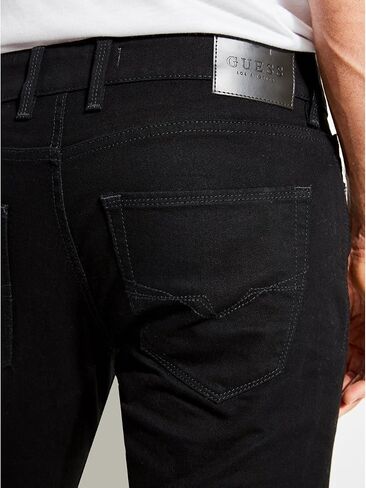 GUESS Men's Slim Straight in Saudi Arabia