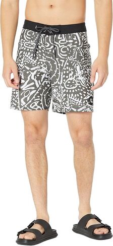 Quiksilver Men's Hempstretch 69 18 Boardshort Swim Trunk Bathing Suit in Saudi Arabia