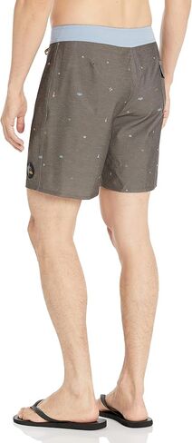 Quiksilver Men's Hempstretch 69 18 Boardshort Swim Trunk Bathing Suit in Saudi Arabia