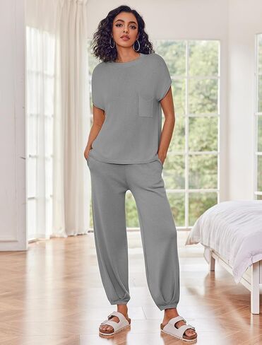 Ekouaer طقم صالة نسائي مكون من قطعتين 2024 بدلة رياضية عصرية بأكمام قصيرة وسراويل ركض متماسكة بيجامة ملابس تنحيف S-XXL in Kuwait