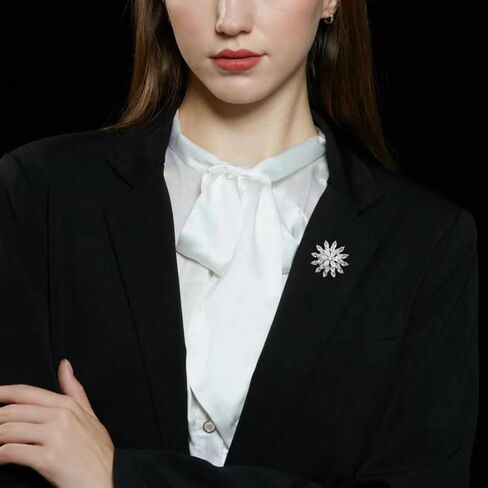 باقات بروش دبوس أبيض حجر الراين كريستال الثلج زهرة اللوتس زهرة التلبيب دبابيس للنساء الفتيات الأزياء والمجوهرات هدية in Kuwait