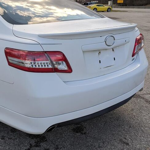 مصباح فرامل خلفي خلفي للسائق على الجانب الأيسر متوافق مع Toyota Camry 2010-2011 (الطراز الفرعي: Base، LE، SE، XLE) in Kuwait