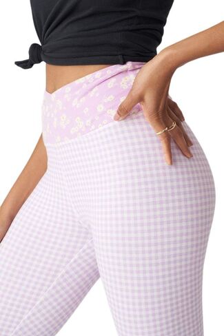The Rue Crossover Lifestyle Legging in Saudi Arabia