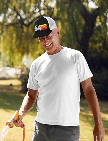 هدايا عيد الميلاد الستين من NewEleven للرجال والنساء - هدايا عمرها 60 عامًا للرجال والنساء والأب والأم والزوج والزوجة وهي - عام 1964، للرجال والنساء والأب والأم والزوج والزوجة وهي - قبعة سائق الشاحنة الرجعية in Kuwait