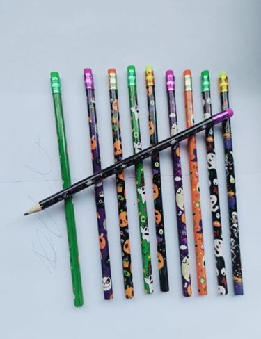 50 قلم رصاص، قلم رصاص كرتوني مخيف بطابع الهالوين مع ممحاة، أقلام مكتب مدرسية للأطفال والطلاب والمعلمين والكبار. in Kuwait