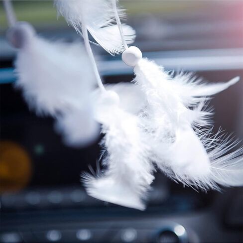 إكسسوارات تعليق مرآة الرؤية الخلفية للسيارة مصنوعة يدويًا، زينة صائدة الأحلام ريش أبيض أنيق للتعليق على الحائط، ملحقات مرآة الرؤية الخلفية للنساء والرجال، ديكور داخلي للسيارة in Kuwait