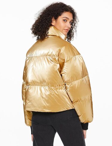 Orolay Shiny Cropped Winter Puffer Jacket for Women Metallic Quilted Down Coat Zip Up in Saudi Arabia