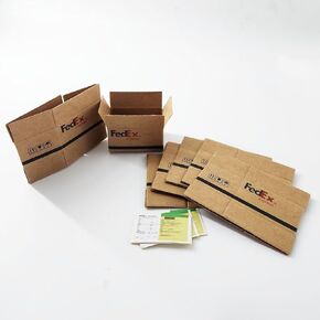 مجموعة صناديق شحن مصغرة يمكنك صنعها بنفسك مجموعات 5P (غير مطوية) مع ملصقات شحن بمقياس 1:12 صندوق ملحقات بيت الدمى مصغر (U)