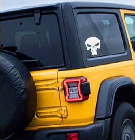 DW - ملصق لاصق من الفينيل مطبوع عليه شعار Punisher على شكل جمجمة للسيارة والشاحنات والشاحنات والشاحنات والكمبيوتر المحمول والنوافذ| أبيض | 5.5" in Kuwait
