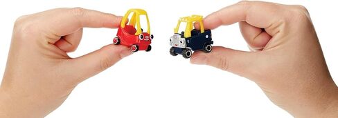 مجموعة Miniverse Little Tikes Minis Mystery - حزمة كرات عمياء مع لعبة Mystery Mini Little Tikes DIY الصغيرة بالإضافة إلى ملصقات إضافية والمزيد | MGA Entertainment Miniverse - ليتل تايكس مينيس في سلسلة PDQ 2 in Kuwait