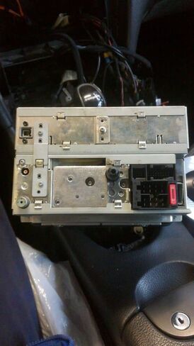 جهاز فك تشفير الألياف البصرية D2B لنظام الصوت Mercedes Benz CLK W209 W203 ML W163 D2B Bose in Kuwait