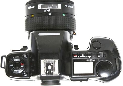 Nikon AF N8008 SLR Film Camera Kit with AF Zoom Lens, Built-in Flash and Film Motor Drive (Renewed) in Saudi Arabia