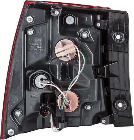 TYC Right Tail Light Assembly Compatible with 2014-2015 Kia Sorento in Saudi Arabia