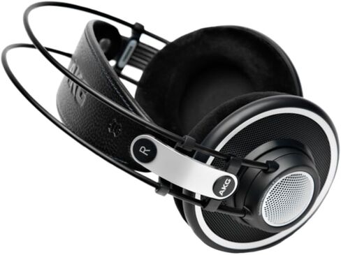 حزمة سماعات الرأس AKG K702 Studio المرجعية مع كابل تمديد سماعة الرأس Pig Hog PHX14-25، قطعة قماش تلميع للأدوات مقاس 1/4 بوصة - سماعات رأس فوق الأذن، سماعات رأس مفتوحة من الخلف in Saudi Arabia