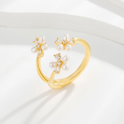 Kokoma Dainty Flower Ring for Women Girls Sparkling Cubic Zirconia Daisy Open Statement Rings Pearl Chic Engagement Promise Ring Wrap Finger Band 14K Gold Plated in Saudi Arabia