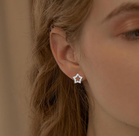Star Necklace Earrings Set for Girls Trendy - Hypoallergenic Star Stud Earrings Silver CZ Pendant Necklace Dainty Crystal Cartilage Earrings Charm Necklace Everyday Jewelry Gifts for Women Teens in Saudi Arabia