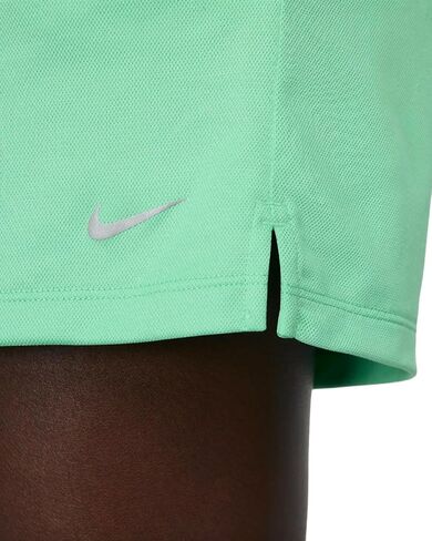 شورت هجوم Dri-FIT متوسط ​​الارتفاع للنساء من نايكي in Saudi Arabia