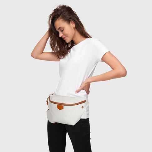 حقيبة خصر جلدية للنساء من Fanny Pack مع محفظة للعملات المعدنية، حقيبة خصر مقاومة للماء للمشي لمسافات طويلة وركوب الدراجات والجري in Kuwait