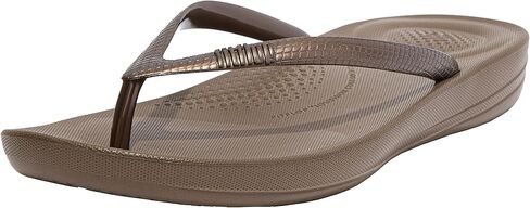 شبشب نسائي من FitFlop مصنوع من المطاط iQushion مع وسادة قدم محيطية للمشي، صنادل قلابة مريحة وخفيفة الوزن مع دعم للقوس ووسائد لتأثير القدم in Kuwait