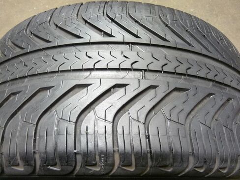 إطار ميشلان بايلوت سبورت A/S 3+ نصف قطري عالي الأداء لجميع المواسم - 255/35ZR19/XL 96Y in Saudi Arabia