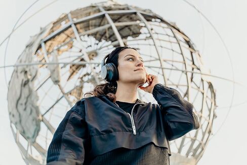 Altec Lansing Comfort Q+ Bluetooth Headphones, Active Noise Cancellation, Comfortable, Quite, Noise Cancelling Headphone, Up to 26 Hours of Playtime, 30 Ft. Wireless Range, White/Cream in Saudi Arabia