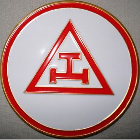 Royal Arch Round Masonic Auto Emblem - [Red & White][3'' Diameter]