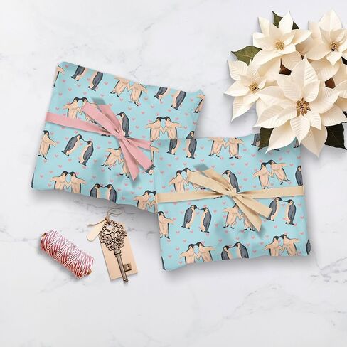 LimaLima 4 × أوراق تغليف مع علامات وخيط. تصميم مضحك على شكل بطريق الحب باللون الأزرق والأحمر مثالي لعيد الحب والذكرى السنوية ومناسب للرجال والنساء والزوج والزوجة والأم in Kuwait