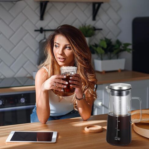 مجموعة ماكينة صنع القهوة الباردة مكونة من 4 قطع، ماكينة صنع القهوة الباردة سعة 1 لتر، ماكينة صنع القهوة المثلجة، إبريق المشروب البارد، ماكينة صنع الشاي المثلج، ماكينة صنع الشاي، مع 2 كوب قهوة و1 شبكة أساسية من الفولاذ المقاوم للصدأ قابلة للإزالة in Saudi Arabia