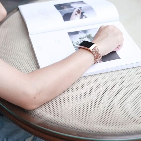 أحزمة Bling متوافقة مع Fitbit Charge 4/Charge 3/Charge 3 SE، حزام نسائي من الجلد اللامع اللامع متوافق مع أساور المعصم لتتبع اللياقة البدنية Fitbit Charge 3/Charge 4 in Kuwait