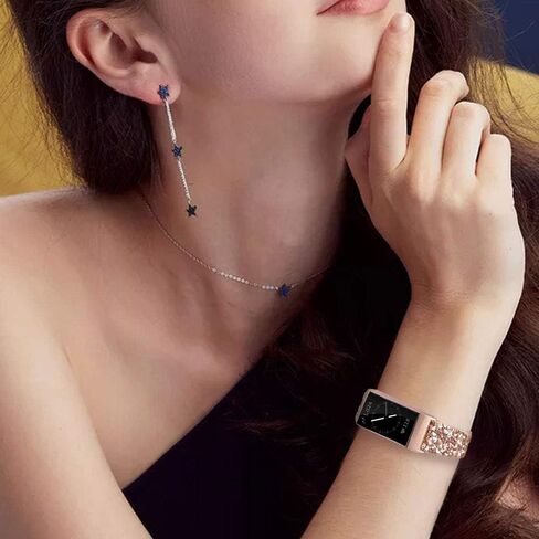 أحزمة Bling متوافقة مع Fitbit Charge 4/Charge 3/Charge 3 SE، حزام نسائي من الجلد اللامع اللامع متوافق مع أساور المعصم لتتبع اللياقة البدنية Fitbit Charge 3/Charge 4 in Kuwait