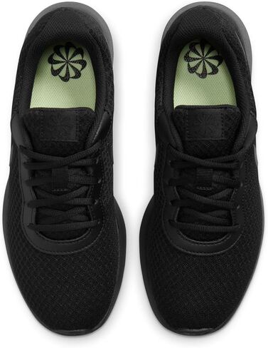 Nike womens Low Top Training in Saudi Arabia