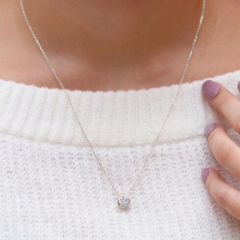SAVEARTH DIAMONDS 1.00 قيراط 6.5 مم معمل دائري مكون من إطار ألماس مويسانيتي مجموعة قلادة سوليتير من الذهب عيار 14 قيراط على سلسلة من الفضة الإسترلينية 18 بوصة (وضوح VVS1)، هدية عيد الأم لها in Saudi Arabia