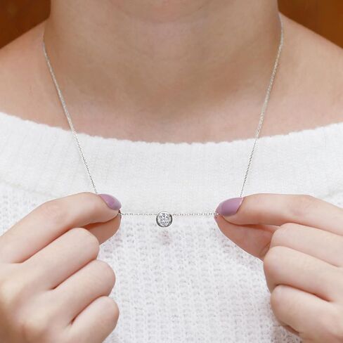SAVEARTH DIAMONDS 1.00 قيراط 6.5 مم معمل دائري مكون من إطار ألماس مويسانيتي مجموعة قلادة سوليتير من الذهب عيار 14 قيراط على سلسلة من الفضة الإسترلينية 18 بوصة (وضوح VVS1)، هدية عيد الأم لها in Saudi Arabia
