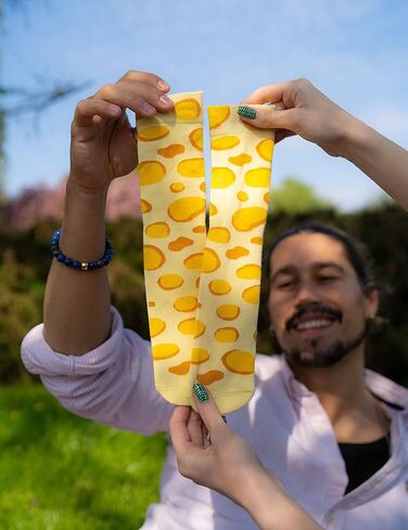 جوارب قوس قزح - جوارب الجبن المرحة للنساء والرجال، الإصدار التالي، أفضل هدية لجميع المناسبات، قطن، زوج واحد in Kuwait