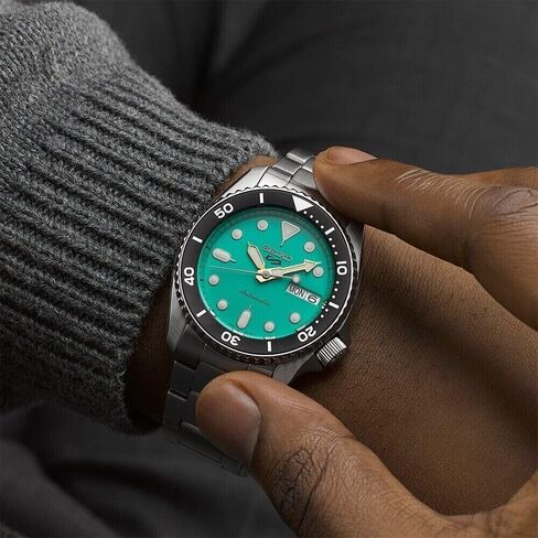 SEIKO 5 Sports SRPK33 10 ATM Water Resistant 38.0mm Vibrant Green Dial Automatic Men's Watch in Saudi Arabia