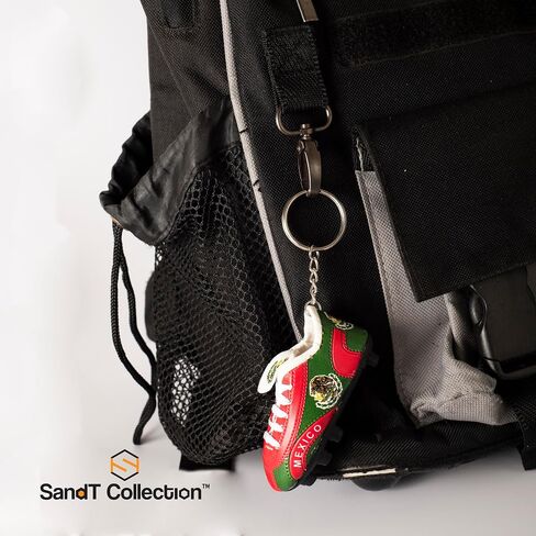 حذاء كرة القدم سلاسل المفاتيح حذاء رياضة مع المرابط البلد تذكارية Keyrings in Kuwait