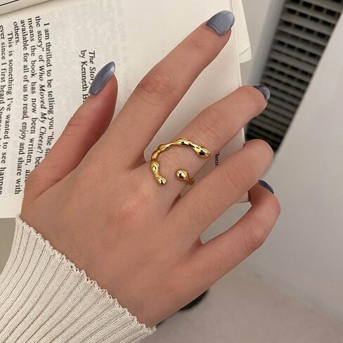 Vintage Pearl Ring for Women Adjustable Open Pearl Ring Stacking Pearl Cluster Rings Trendy Personality Pearl Statement Ring Sets Jewelry for Women Girls in Saudi Arabia