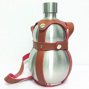 64 Oz Stainless Steel gourd Bottle Kettle Outdoor Brown Strap