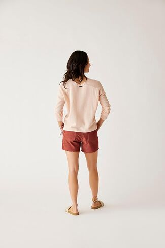Carve Designs Women's Zella Mesh Pullover in Saudi Arabia