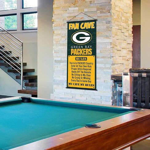 لافتة من Green Bay Packers Man Cave Fan، لتمرير الباب على الحائط in Saudi Arabia
