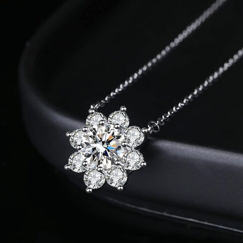 قلادة مويسانيتي مطلقة 1-3 قيراط للنساء، قلادة على شكل قلب مويسانيتي أصلية لعباد الشمس للفتيات مع شهادة الأصالة in Kuwait