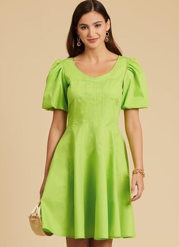 مجموعة أدوات خياطة فستان Fit and Flare من McCall's Misses، رمز التصميم M8405، المقاسات 18-20-22-24-26، متعدد الألوان in Saudi Arabia