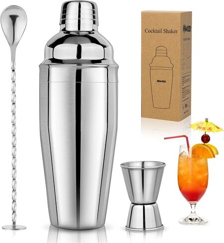 Cocktail Shaker 25oz Martini Shaker Bar Shaker Drink Shaker Bar tools with Built-In Strainer for Bartender, Professional 18/8 Stainless Steel Margarita Mixer for Mixed Drinks (Black) in Saudi Arabia