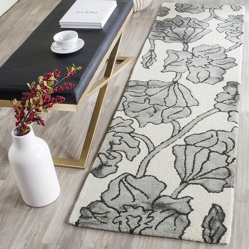 SAFAVIEH Dip Dye Collection Accent Rug - 2' x 3', Ivory & Light Green, Handmade Floral Watercolor Wool, Ideal for High Traffic Areas in Entryway, Living Room, Bedroom (DDY683B) in Saudi Arabia