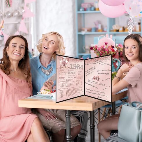 كتاب الضيوف لحفلة عيد الميلاد الأربعين من Vlipoeasn للنساء، كتاب تسجيل ملصق إبداعي لعام 1984، باللونين الوردي والأسود في كتاب التوقيع عام 1984، لوازم قطع مركزية لتزيين حفلات عيد الميلاد بعمر 40 عامًا in Kuwait