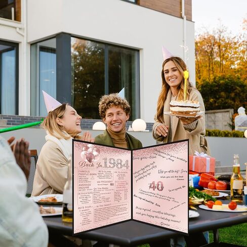 كتاب الضيوف لحفلة عيد الميلاد الأربعين من Vlipoeasn للنساء، كتاب تسجيل ملصق إبداعي لعام 1984، باللونين الوردي والأسود في كتاب التوقيع عام 1984، لوازم قطع مركزية لتزيين حفلات عيد الميلاد بعمر 40 عامًا in Kuwait