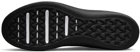 حذاء Nike M MC Trainer 2، حذاء رياضي للرجال in Saudi Arabia