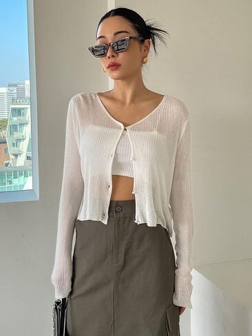 Floerns Women's Ribbed Knit Long Sleeve Button Front V Neck Cardigan Crop Top in Saudi Arabia